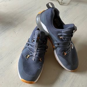 Men’s Tennessee Nikes